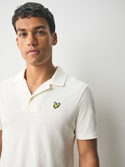 Lyle & Scott Leinen-Poloshirt mit Reverskragen - Bild 4 von 5