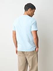 Lyle & Scott Blue Tipped T-shirt - Image 3 of 5