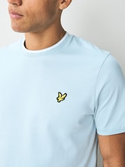 Lyle & Scott Blue Tipped T-shirt - Image 4 of 5