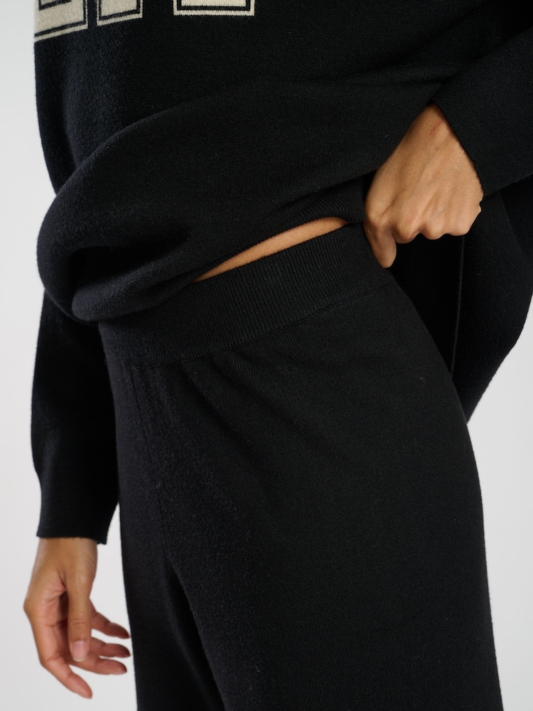 South Beach Black Knitted Wide Leg Joggers - Image 4 of 4