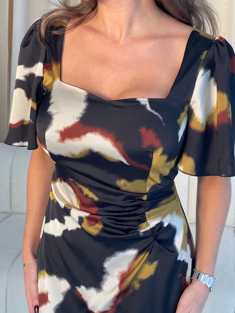Girl In Mind Green Abstract Burnout Heidi Ruched Midi Dress - Image 5 of 5 Girl In Mind Green Abstract Burnout Heidi Ruched Midi Dress - Image 5 of 5