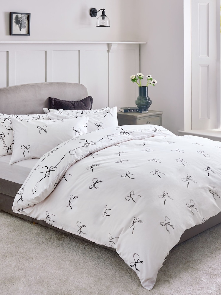 2 Pack Black/White Bow & Heart Reversible Duvet Cover and Pillowcase Set - Image 1 of 8
