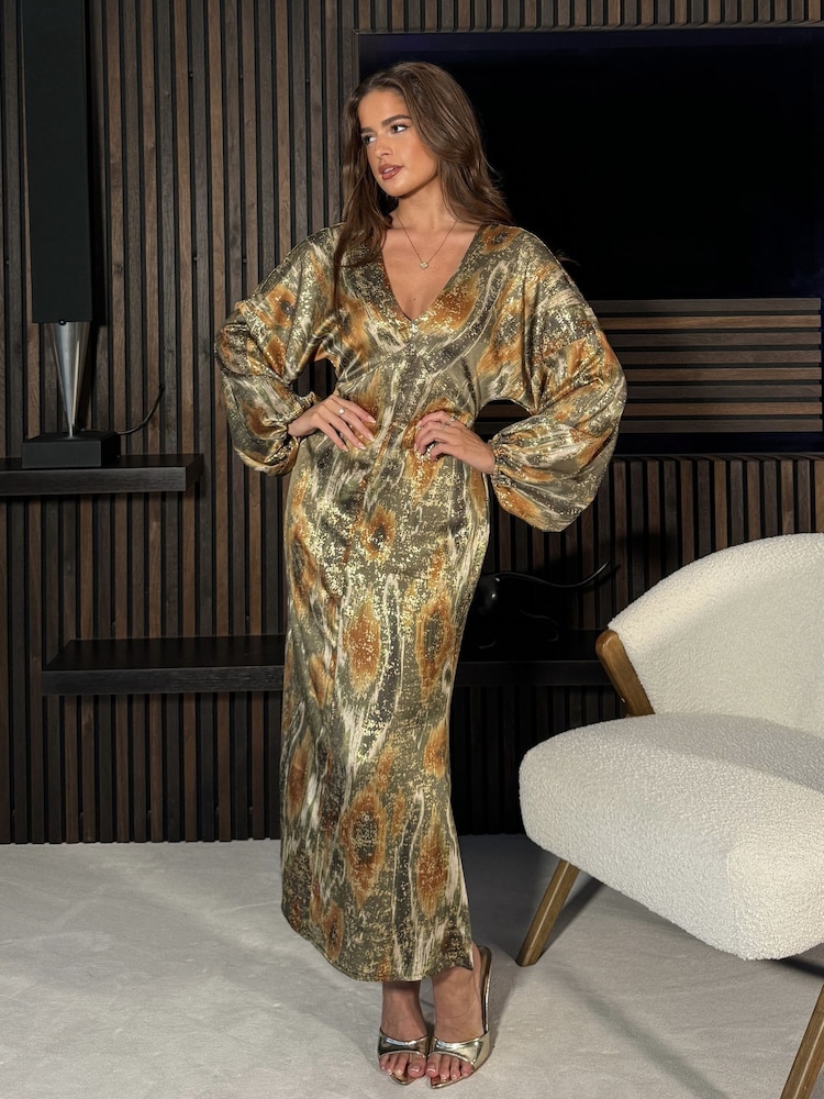 Girl In Mind Metallic Green London V-Neck Long Sleeve Maxi Dress - Image 6 of 7