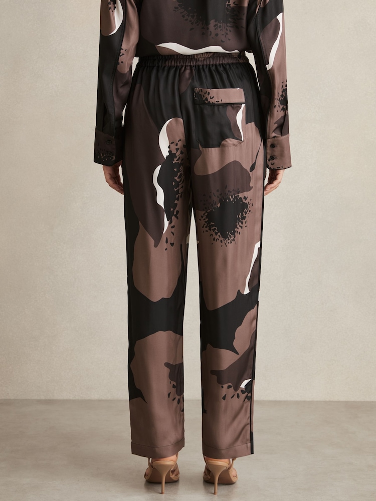 Reiss Lottie Floral-Print Wide-Leg Trousers - Image 5 of 7