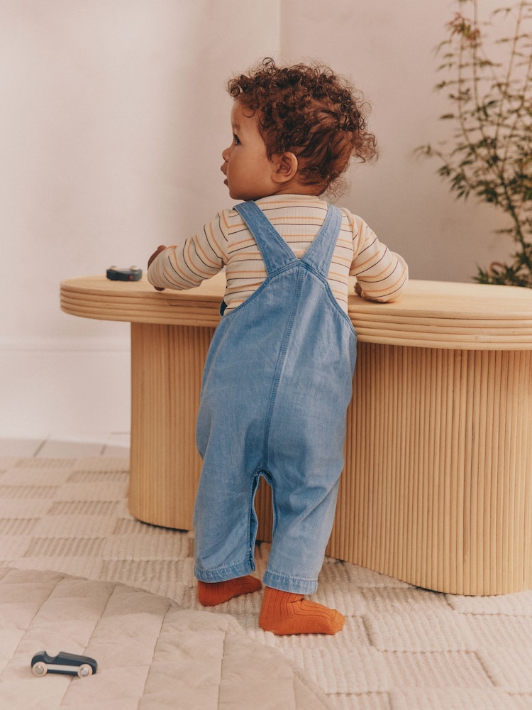 Azul - Conjunto de peto de denim y bodi de bebé (0meses -2años) - Imagen 2 de 13