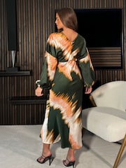 Зеленый с абстрактным принтом  - Girl In Mind London V-Neck Long Sleeve Maxi Dress - Image 2 of 4