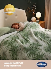 Silentnight Cream Green Snugsie Winter Lux 240 x 180cm Giant Blanket - Image 7 of 8