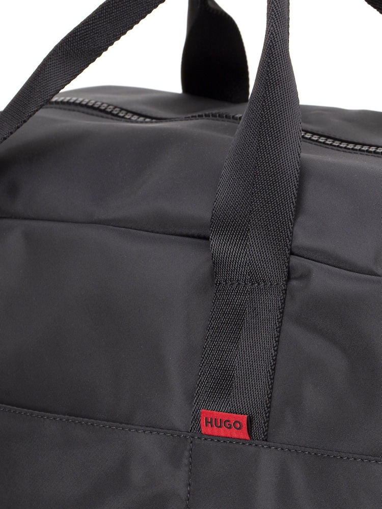 HUGO Black Logo Patch Signature Washbag - Image 4 of 4 HUGO Black Logo Patch Signature Washbag - Image 4 of 4