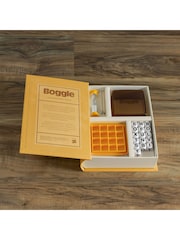 WS Games Yellow/Brown Boggle Vintage Bookshelf Board Game - Image 4 of 5