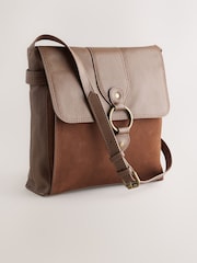 Tan Brown Leather Messenger Bag - Image 6 of 11