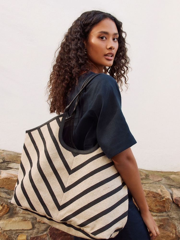 Black/White Linen Effect Shoulder Bag - Image 1 of 4