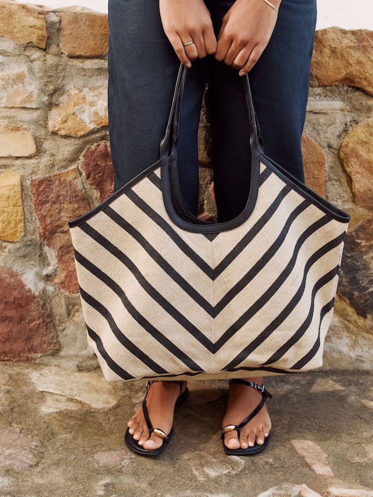 Black/White Linen Effect Shoulder Bag - Image 2 of 4