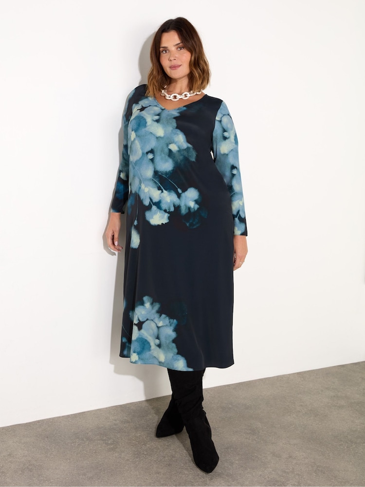 Live Unlimited Black Curve Floral Print Long Sleeve Midaxi Dress - Image 1 of 3