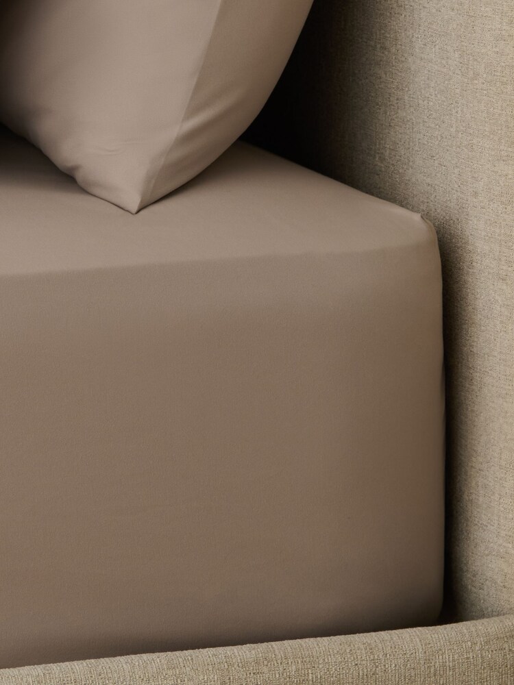 Mid Natural Non Iron Simply Soft Extra Deep Fitted Sheet - Image 2 of 2