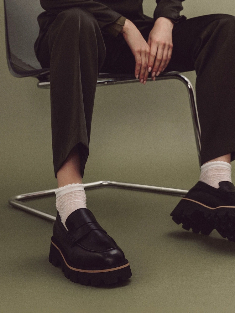 Moda in Pelle Sh Albury Chunky Sole Leather Black Loafers - Image 1 of 5 Moda in Pelle Sh Albury Chunky Sole Leather Black Loafers - Image 1 of 5