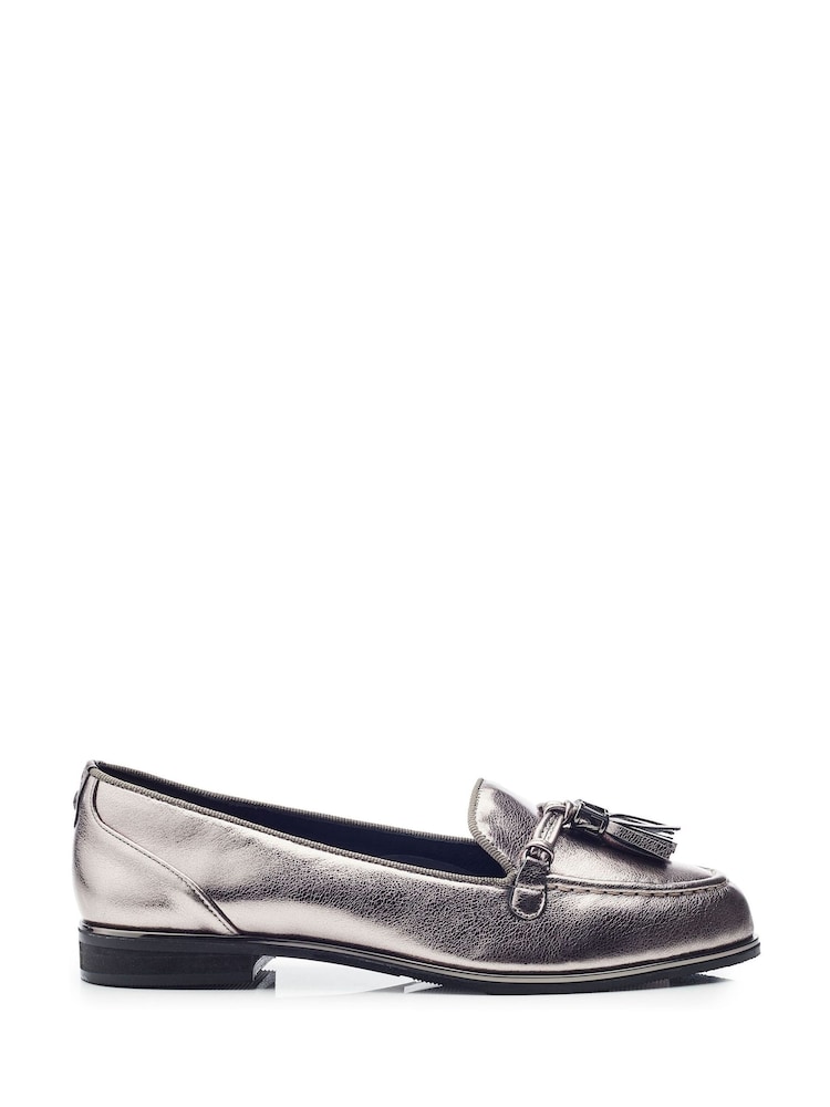 Moda in Pelle Evvaa Flat Slip on Tassle Leather Barrel Loafers - Image 1 of 4