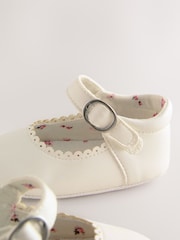 White Mary Jane Baby Shoes (0-24mths) - Image 4 of 5