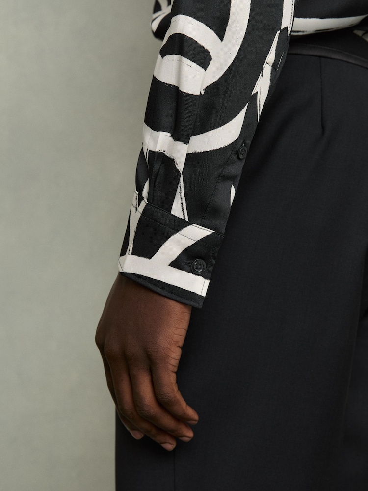Reiss Black/White Picarli Abstract Painted Print Shirt - Image 6 of 7
