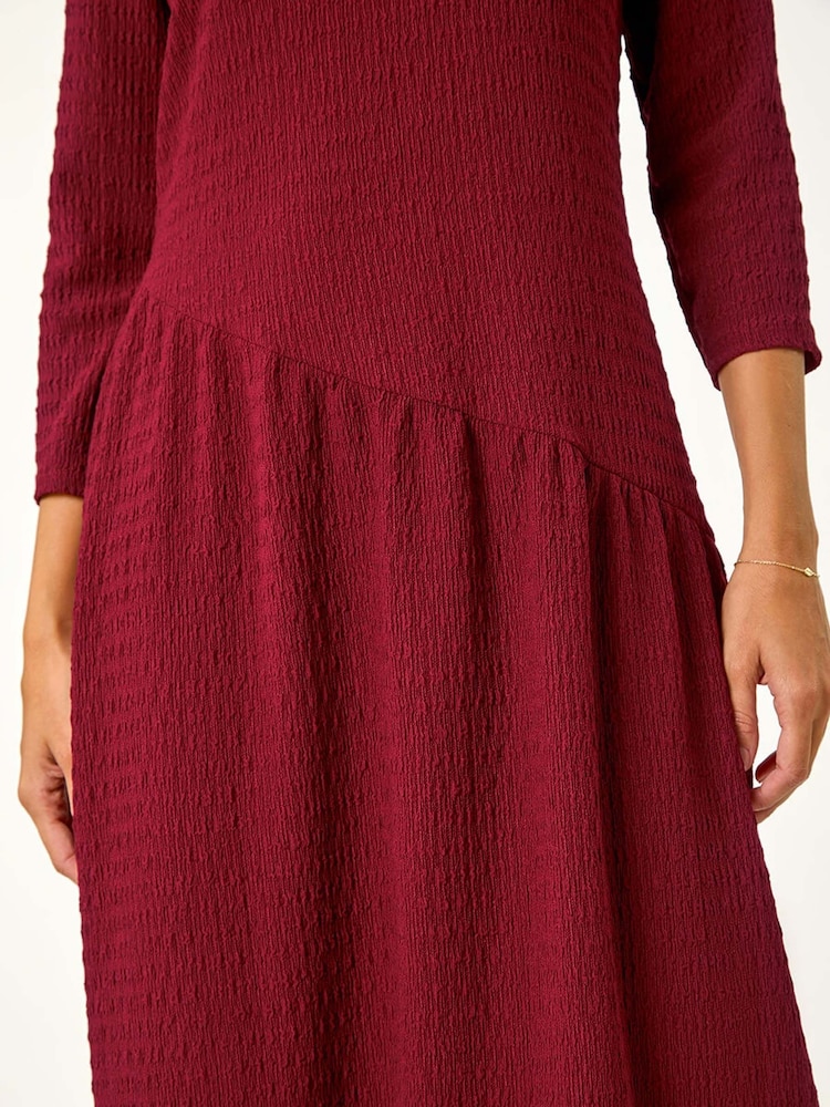 Roman Red Textured A-Line Stretch Midi Dress - Image 5 of 5