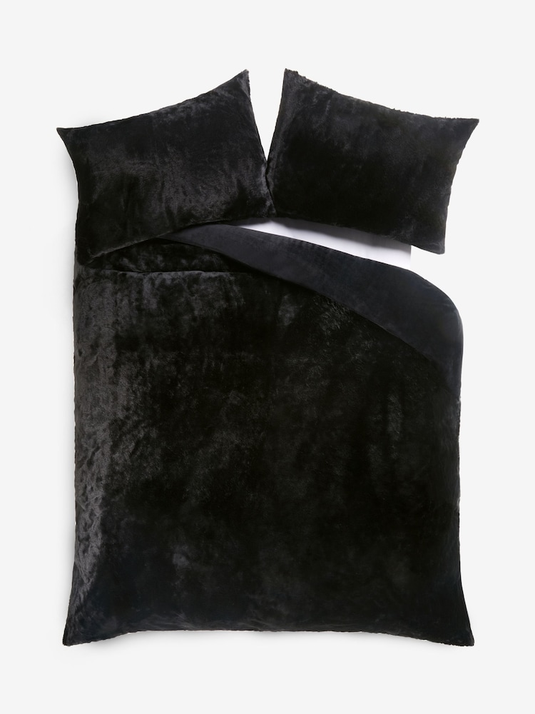 Black Plush Faux Fur Duvet Cover and Pillowcase Set - Image 4 of 4 Black Plush Faux Fur Duvet Cover and Pillowcase Set - Image 4 of 4
