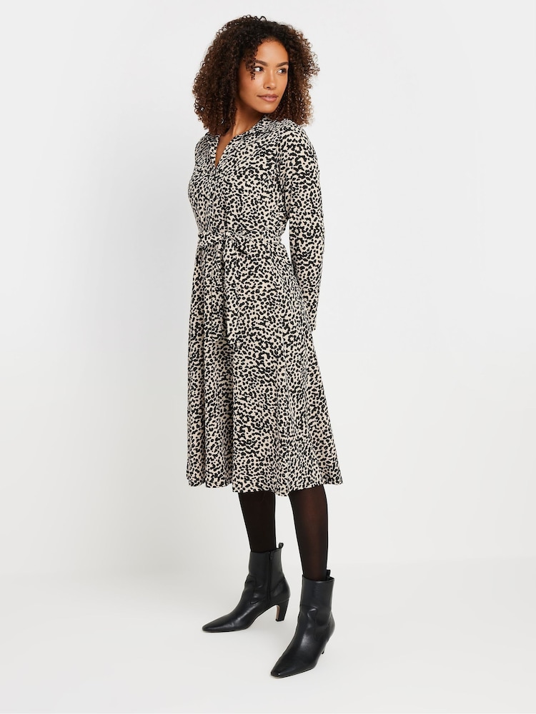 M&Co Natural Animal Shirt Dress - Image 2 of 5 M&Co Natural Animal Shirt Dress - Image 2 of 5