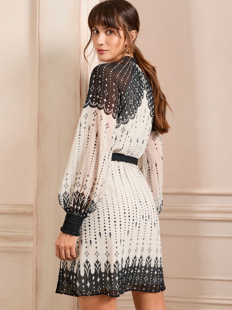 Love & Roses Monochrome Petite Mini Shirt Dress - Image 4 of 4