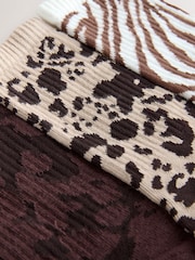 Animal Mix Cushion Sole Ribbed Sport Ankle Socks 3 Pack With Arch Support - Image 5 of 6