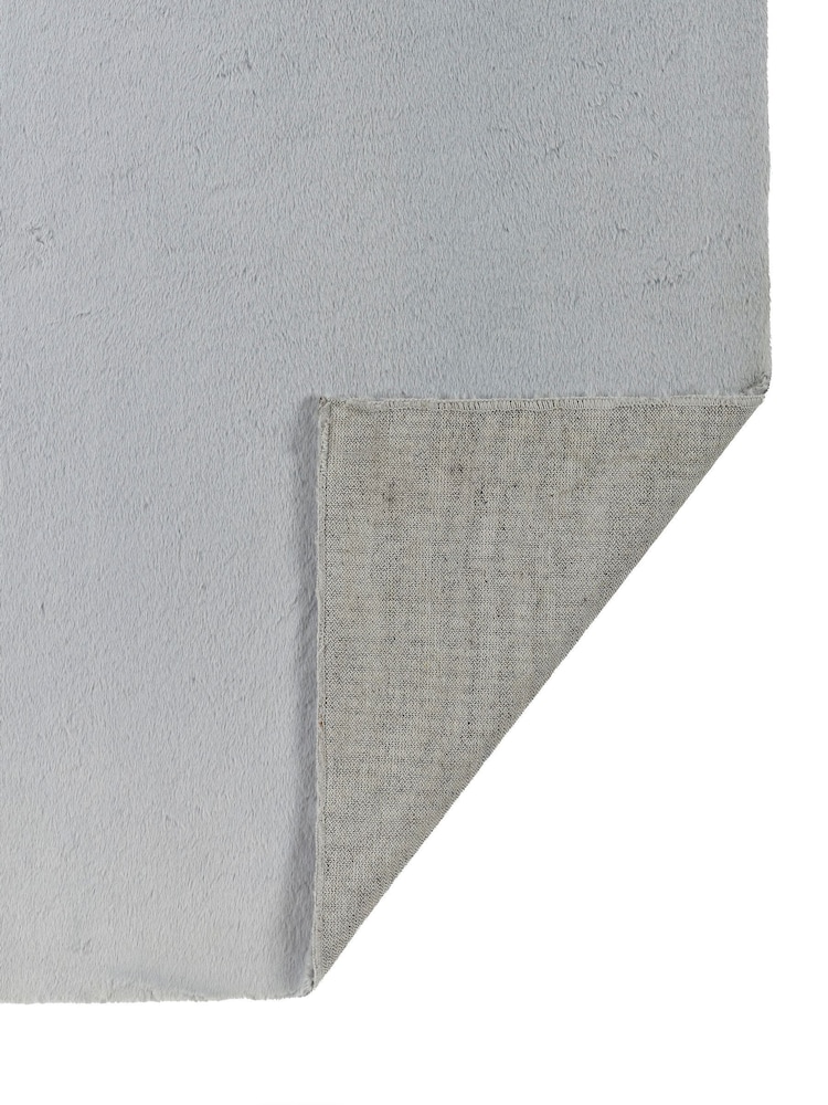 Origin Rug Collection. Cream Washable Faux Fur Runner - Image 5 of 5