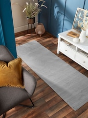 Origin Rug Collection. Grey Washable Faux Fur Rug - Image 1 of 5