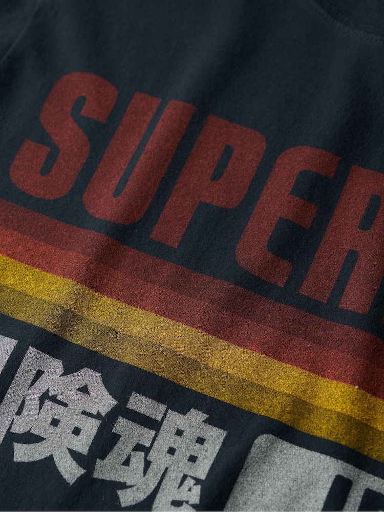 Superdry japonska črtasta sproščena majica s kratkimi rokavi iz 100% bombaža - Slika 4 iz 4