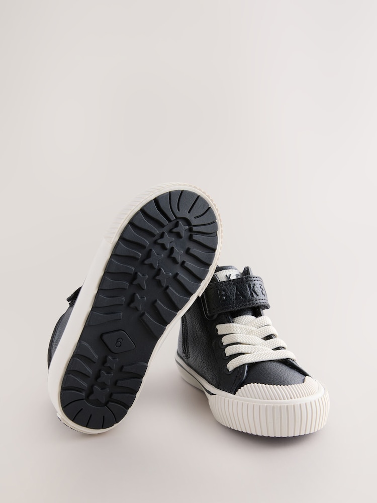 Negro - Baker by Ted Baker Boys Lace-Up Varsity Alto Top Trainers - Imagen 6 de 6 Negro - Baker by Ted Baker Boys Lace-Up Varsity Alto Top Trainers - Imagen 6 de 6