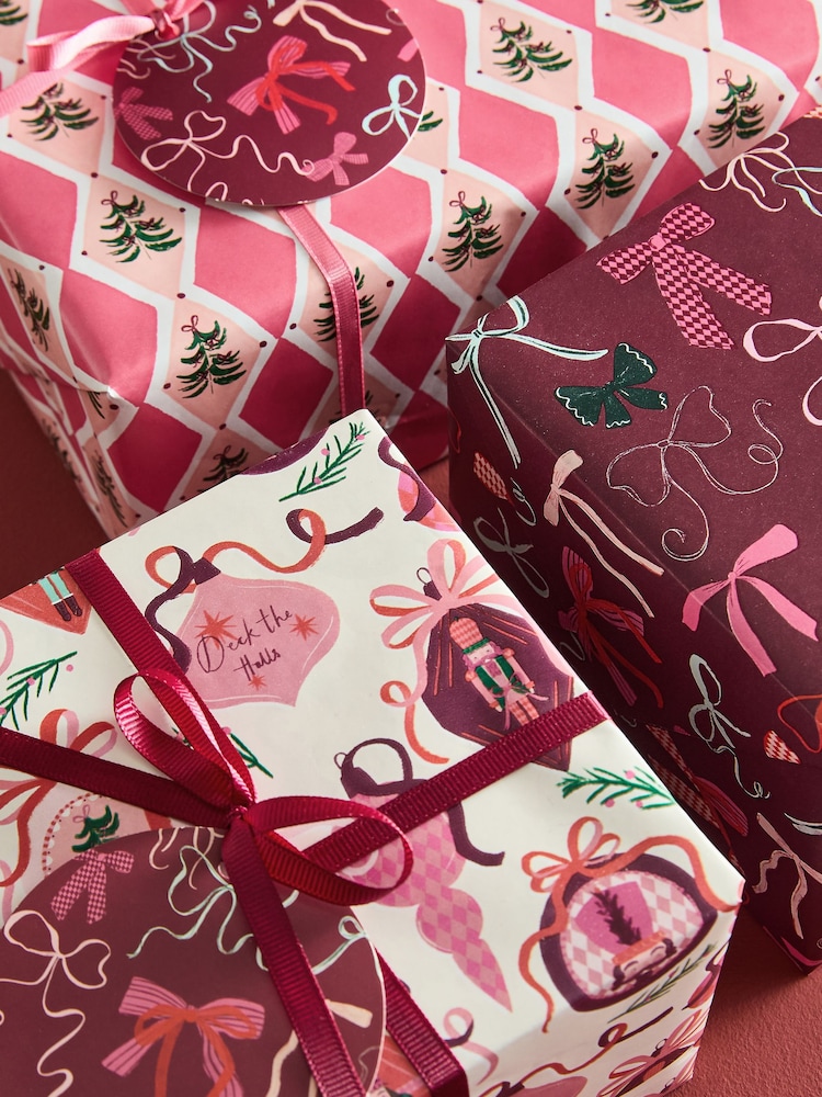 Pink Nutcrackers Set of 3, 3m Christmas Wrapping Papers - Image 2 of 3 Pink Nutcrackers Set of 3, 3m Christmas Wrapping Papers - Image 2 of 3