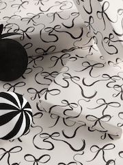 Cream Bows Standard Width, 15m Christmas Wrapping Papers - Image 2 of 6