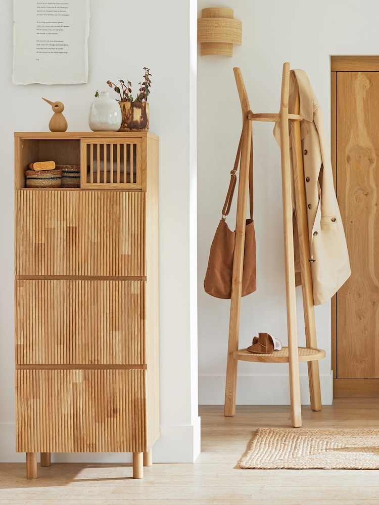 La Redoute Intérieurs Natural Bilbao 3-Door Oak Wardrobe - Image 1 of 6