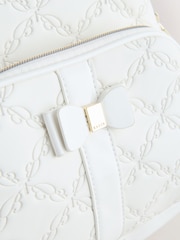Knochen - Baker by Ted Baker Girls Back to School Embossed Bow Backpack - Bild 4 von 7