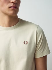 Нейтральный - Футболка с круглым вырезом Fred Perry - Image 4 of 6