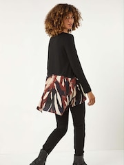 Roman Black 2-in-1 Abstract Print Chiffon Hem Top - Image 3 of 5