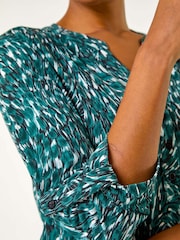 Roman Blue Abstract Linear Print Blouses - Image 5 of 5