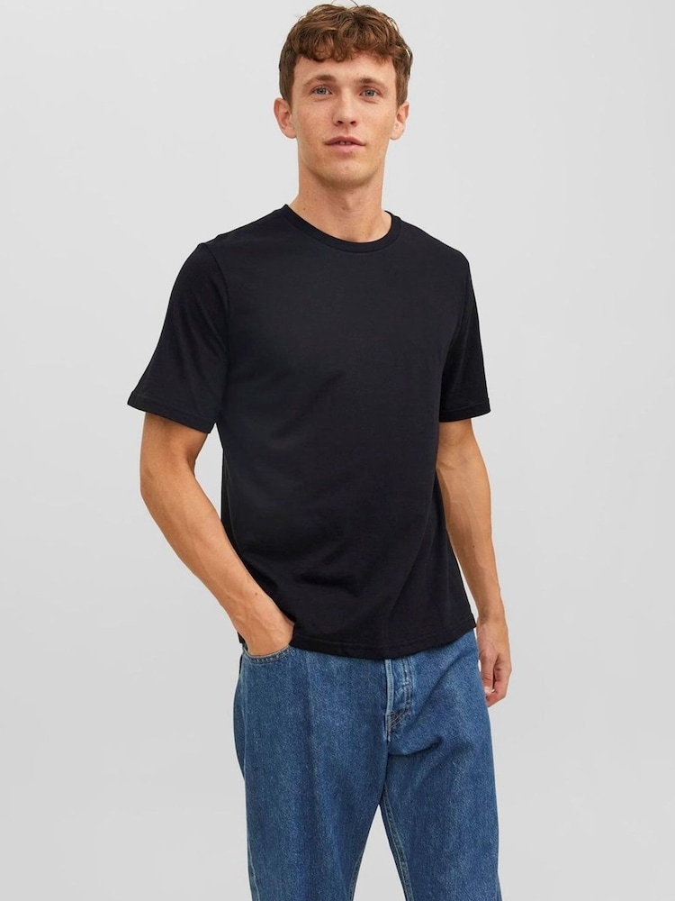 JACK & JONES Black Under T-Shirts 3 Pack - Image 2 of 5 JACK & JONES Black Under T-Shirts 3 Pack - Image 2 of 5