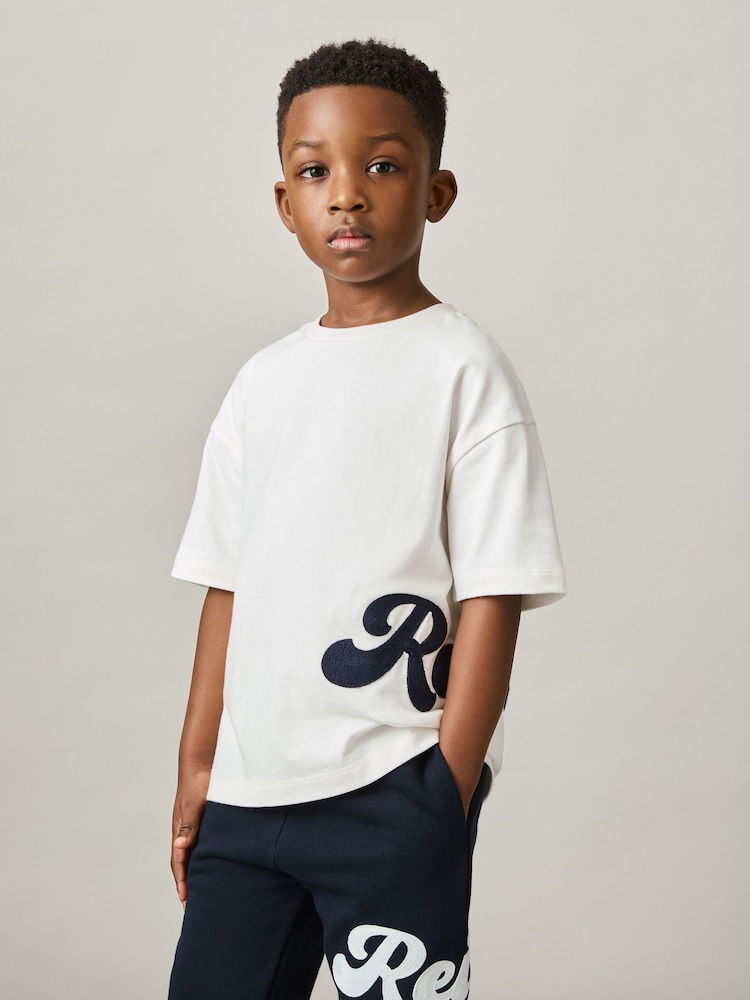 Reiss White Freddie 3-9 yrs Cotton Script-Logo Oversized T-Shirt - Image 3 of 5