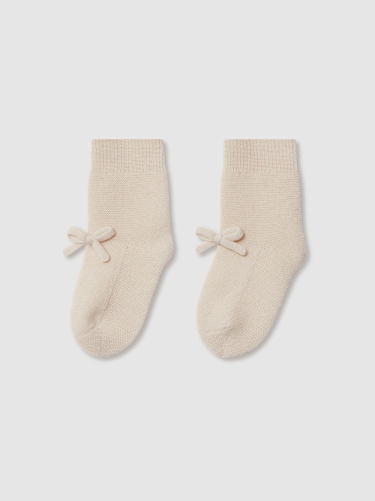 Reiss Ivory Rivelin 2 Pack Cashmere Boots And Mittens Set - Image 2 of 5 Reiss Ivory Rivelin 2 Pack Cashmere Boots And Mittens Set - Image 2 of 5