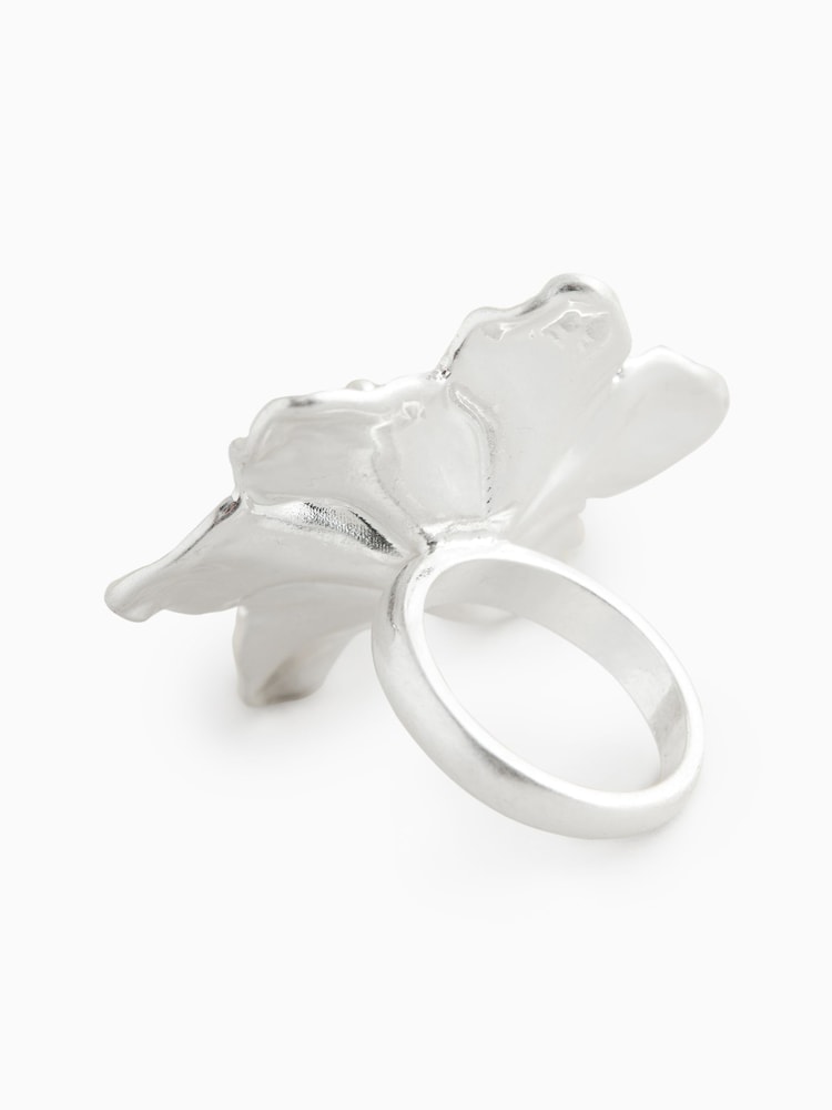 Tonalité argentée - Bague de déclaration à fleurs - Image 5 of 5
