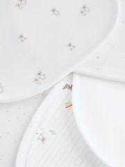 White Animal Print Baby Bibs 5 Pack - Image 7 of 7