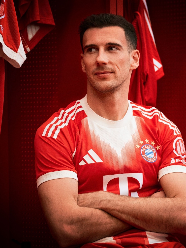 adidas Red Bayern 25/26 Home  Basketball jersey - Image 2 of 9