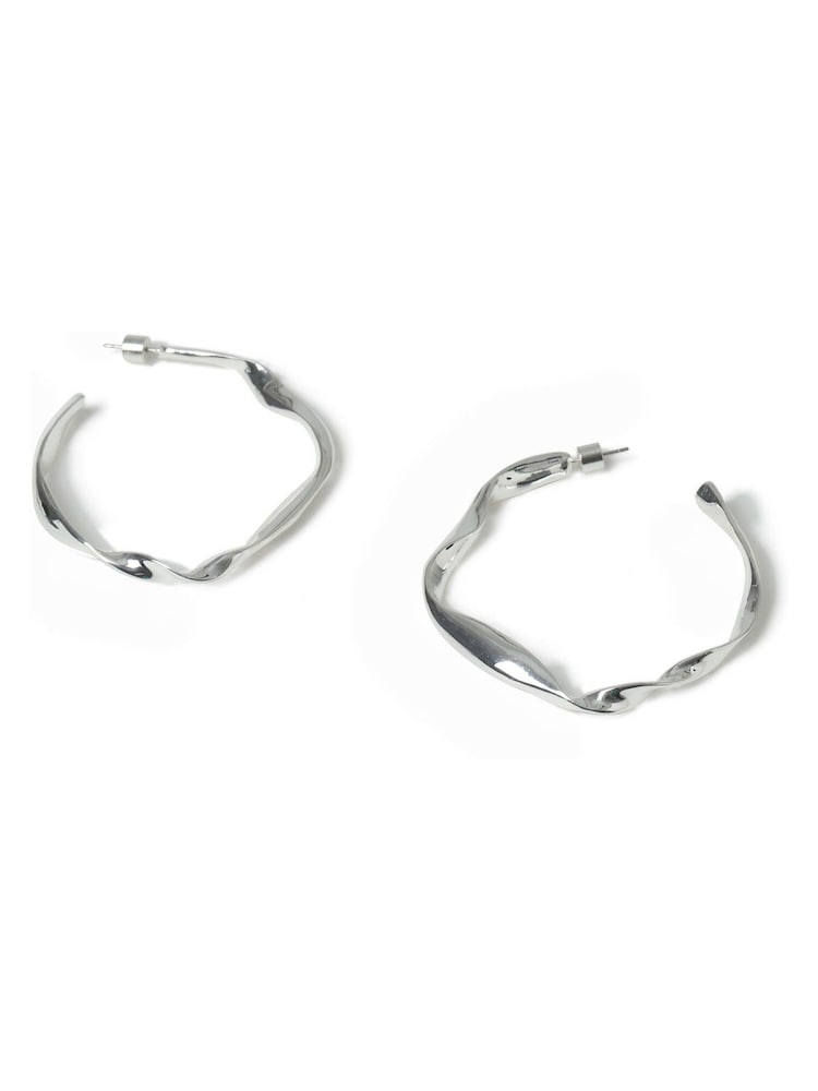 Aela Large Silver Tone Abstract Twist Hoop Earrings - Image 2 of 2 Aela Large Silver Tone Abstract Twist Hoop Earrings - Image 2 of 2