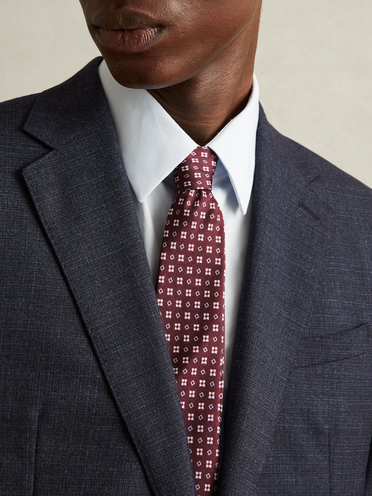 Reiss Bordeaux Cavoli Silk Floral Print Medallion Tie - Image 2 of 5