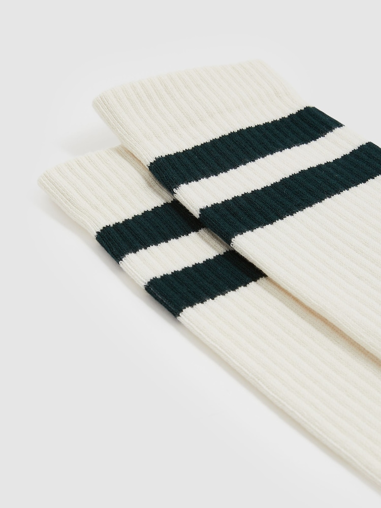 Reiss Forest Green/Ecru Henman Cotton-Blend Double-Stripe Socks - Image 2 of 3
