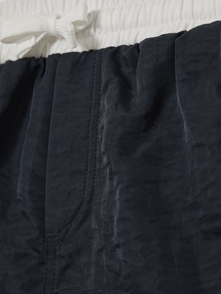 Reiss Navy/White Cano Junior Colourblock Piped Swim Shorts - Image 4 of 4