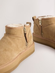 Tan Brown Leather Faux Fur Lined Ankle Boots - Image 4 of 5