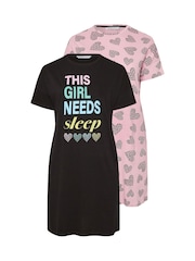 Pack de 2 camisones para dormir de 100% algodón Girl Needs de Yours Curve - Imagen 6 de 8